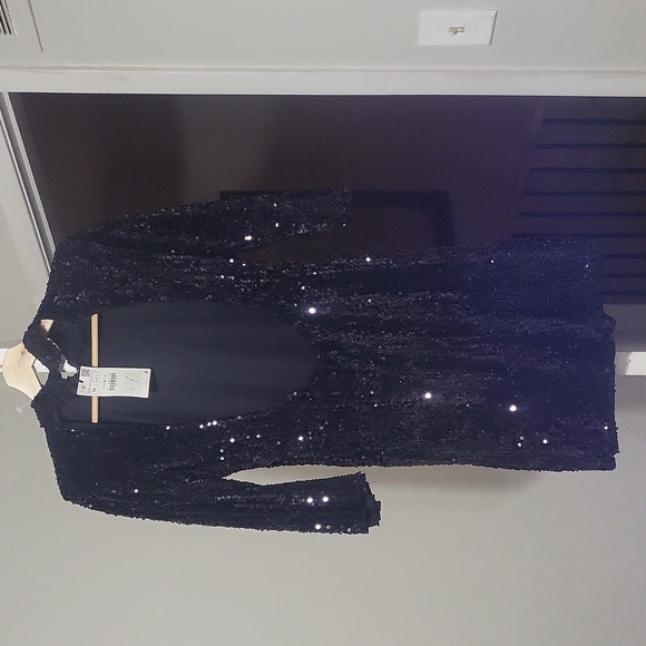 Nwt sequined mini open backed dress - Picture 2 of 2